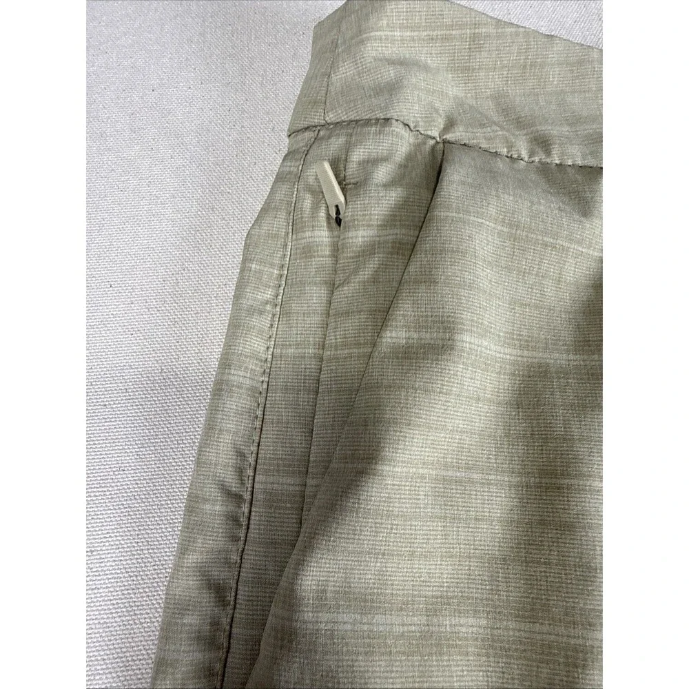 Hang Ten Mens 40 Hybrid Shorts Tan Stretch Performance Board Shorts RN147446